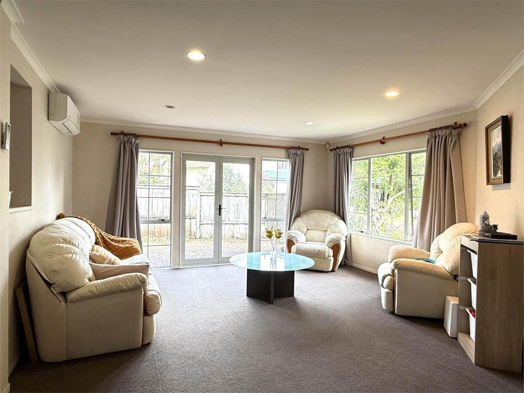 10 Tyburn Lane, Unsworth Heights, Auckland - Carousel 2