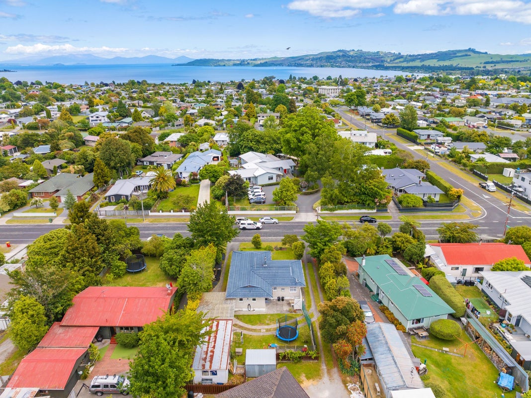 1/28 Tamatea Road, Taupo, Taupo - Carousel 1