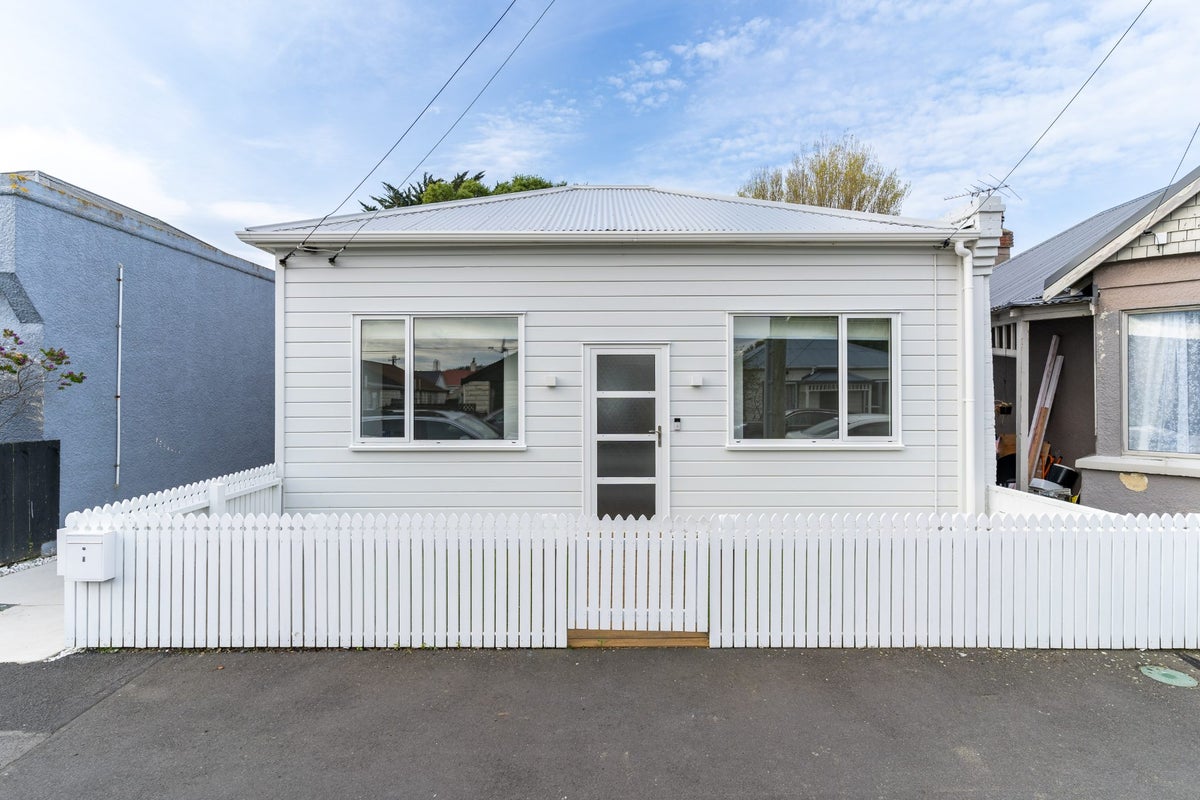8 Cashel Street, South Dunedin, Dunedin - Carousel 1