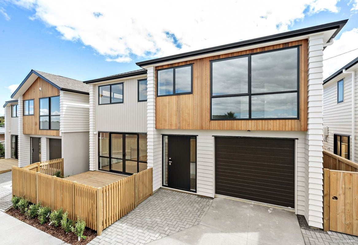 112D Hutchinson Avenue, New Lynn, Auckland - Carousel 2