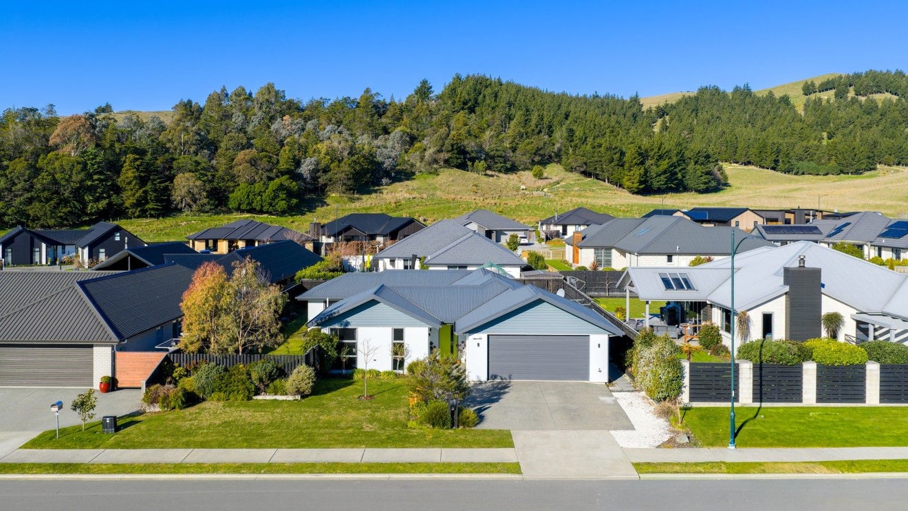 25 Grigg Drive, Witherlea, Blenheim - Carousel 1