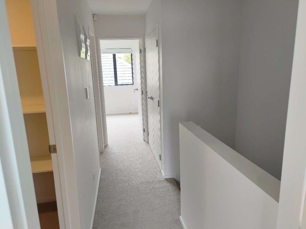 5/16 William Roberts Road, Pakuranga, Auckland - Carousel 9
