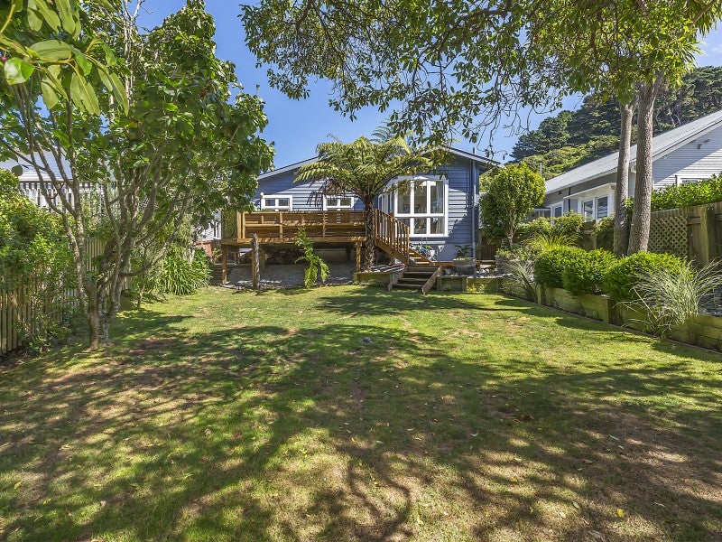 104 Standen Street, Karori, Wellington - Carousel 2