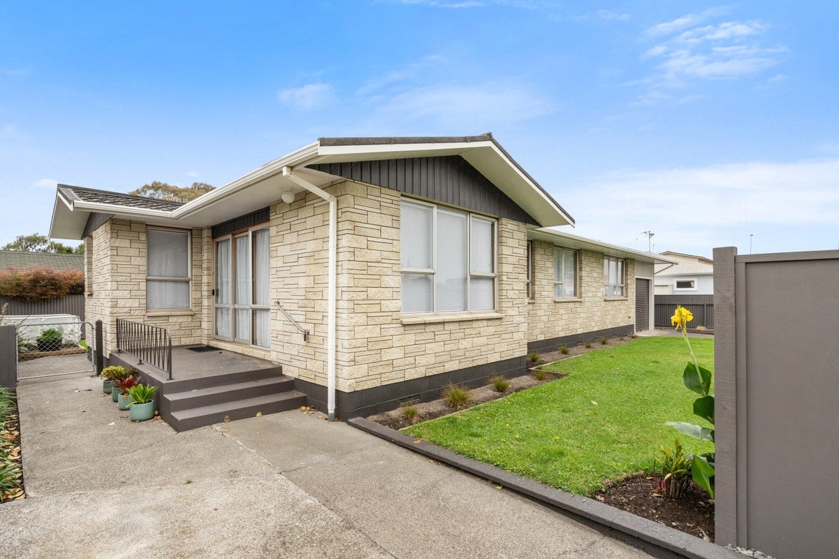 407A Sylvan Road, Parkvale, Hastings - Carousel 1