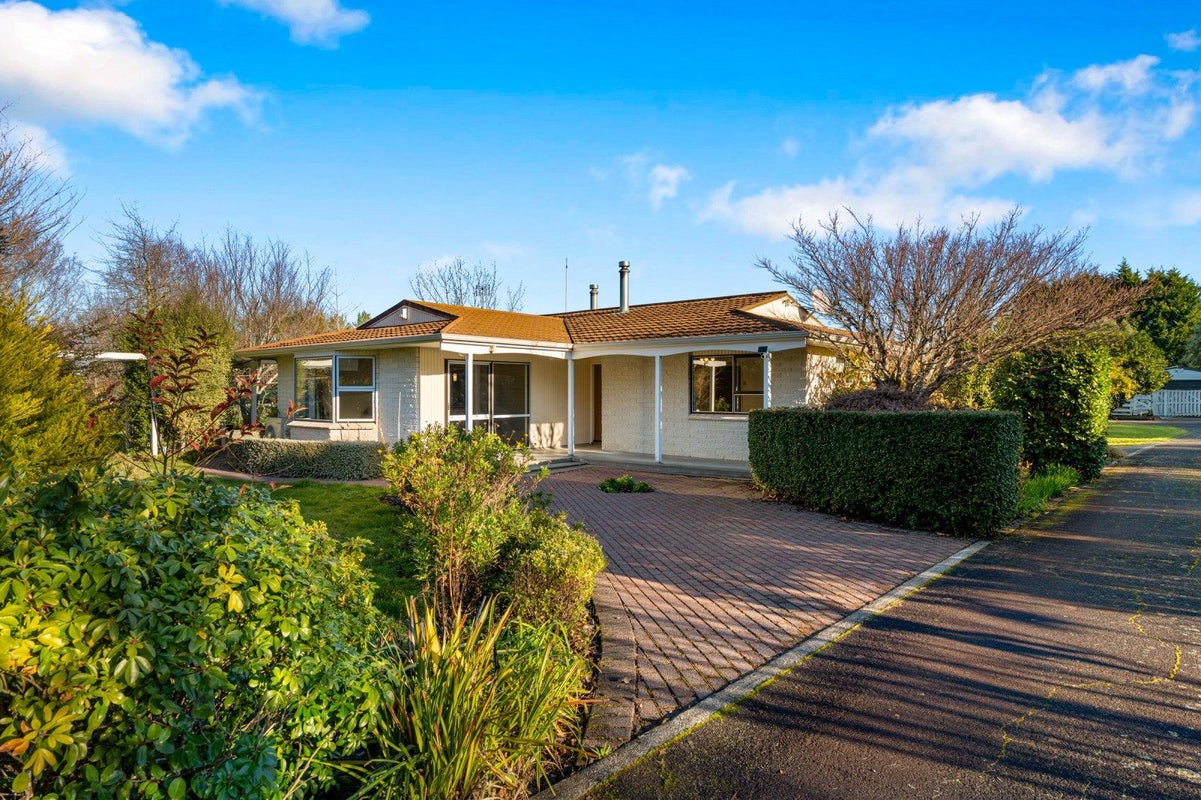 47 West Bush Road, Upper Plain, Masterton - Carousel 1