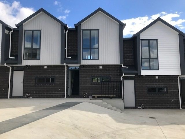 4/9 Beaufield Lane, Te Atatu Peninsula, Auckland - Carousel 11