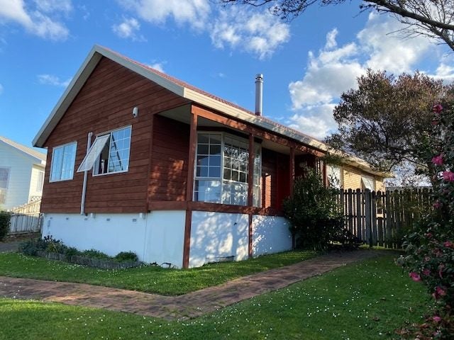 38 Burswood Drive, Burswood, Auckland - Carousel 1