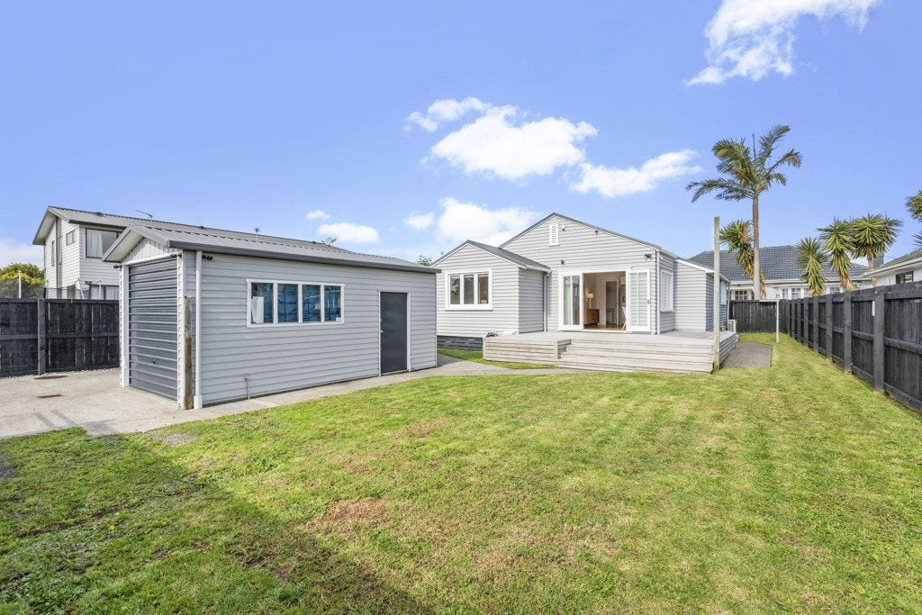 107 Hall Avenue, Favona, Auckland - Carousel 1