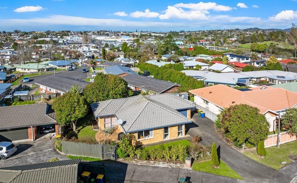 32 Heversham Place, Glendene, Auckland - Carousel 19