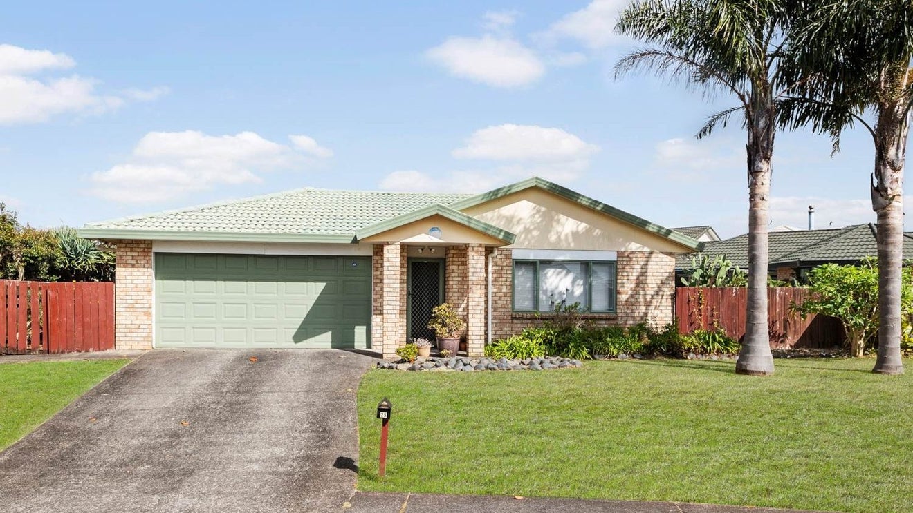 25 Ferngrove Avenue, Ranui, Auckland - Carousel 1