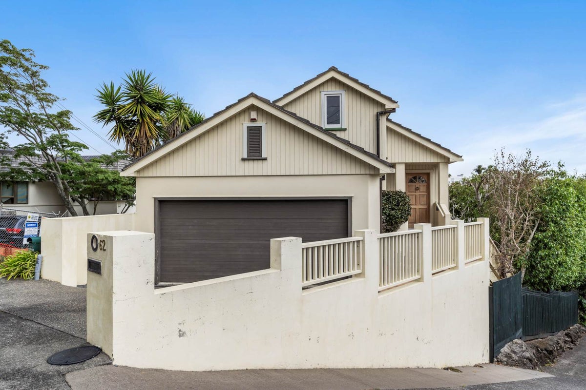 62A Comins Crescent, Mission Bay, Auckland - Carousel 1