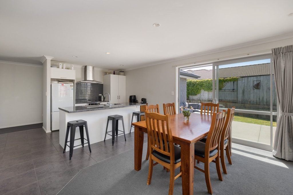 81 Falcon Drive, Welcome Bay, Tauranga - Carousel 2