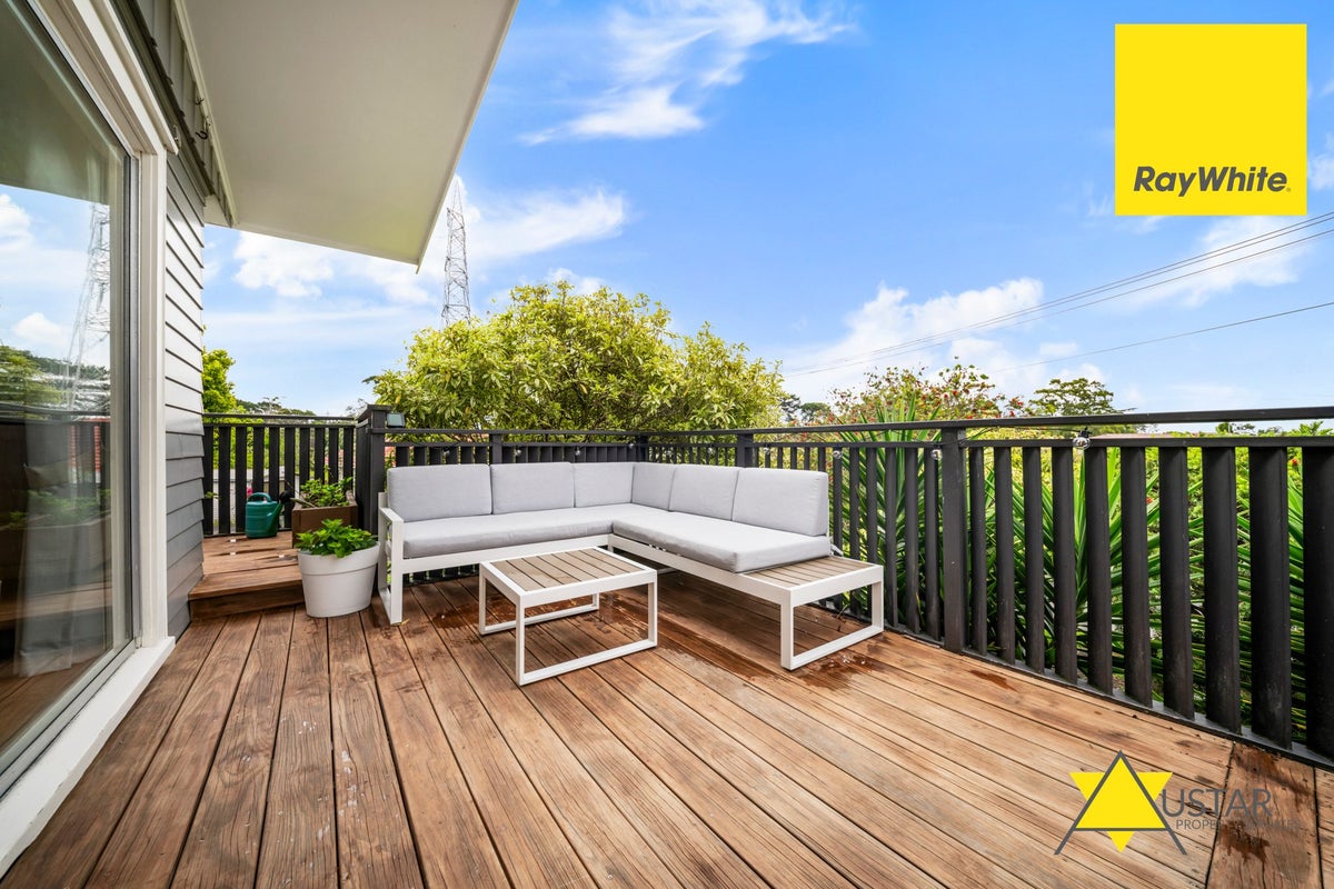 8 Caledonian Place, Blockhouse Bay, Auckland - Carousel 2