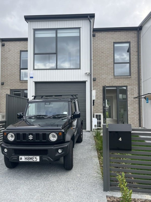 4 Tokitoki Way, Kenepuru, Porirua - Carousel 1