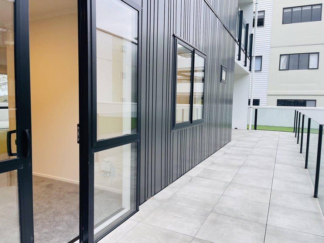 1/130 Stancombe Road, Flat Bush, Auckland - Carousel 18