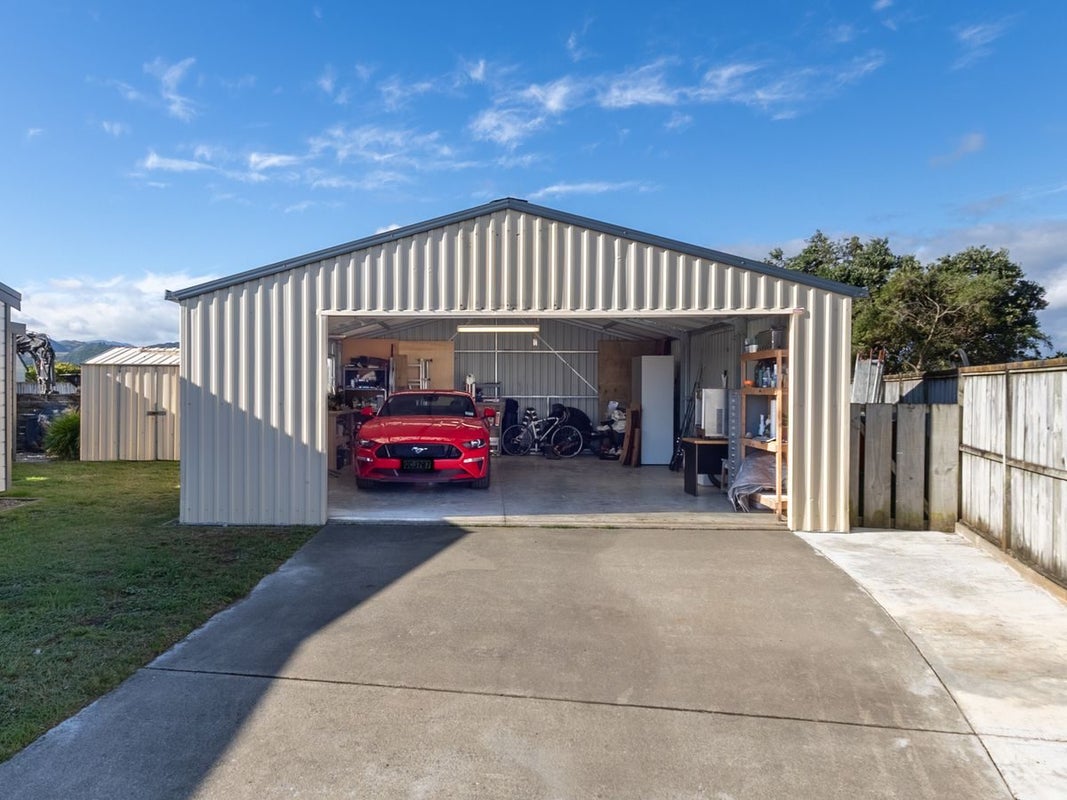 20 Olive Terrace, Paraparaumu Beach, Paraparaumu - Carousel 2