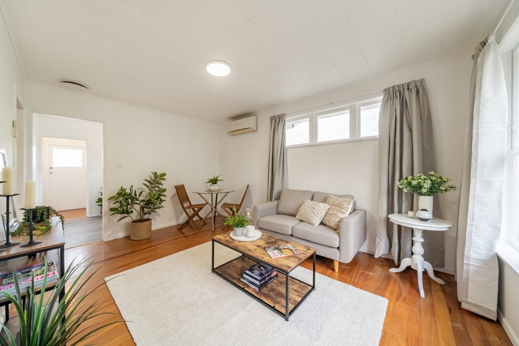 1/88 Moonshine Road, Trentham, Upper Hutt - Carousel 1