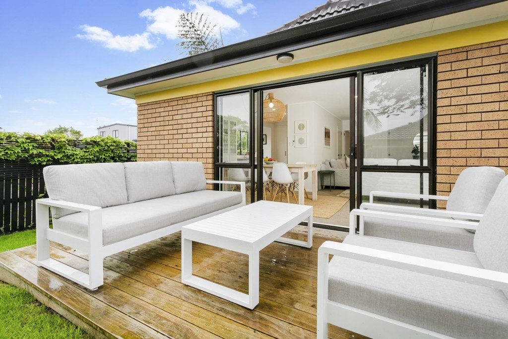 3B Rimu Road, Mangere Bridge, Auckland - Carousel 1