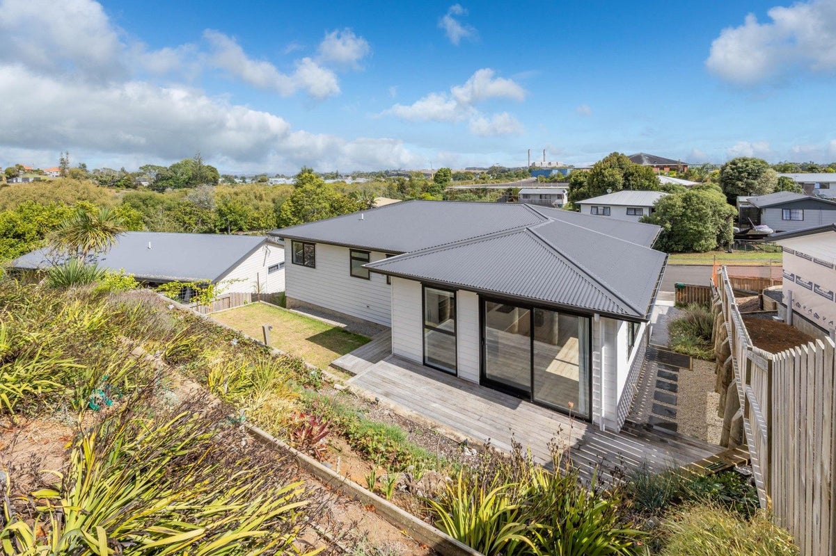 3A Arohanui Street, Huntly, Huntly - Carousel 2