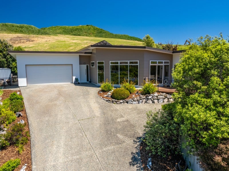 9 Burnside Terrace, Atawhai, Nelson - Carousel 2