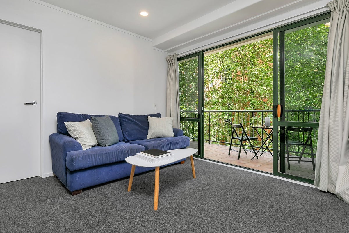 5A/6 Whitaker place, Grafton, Auckland - Carousel 2
