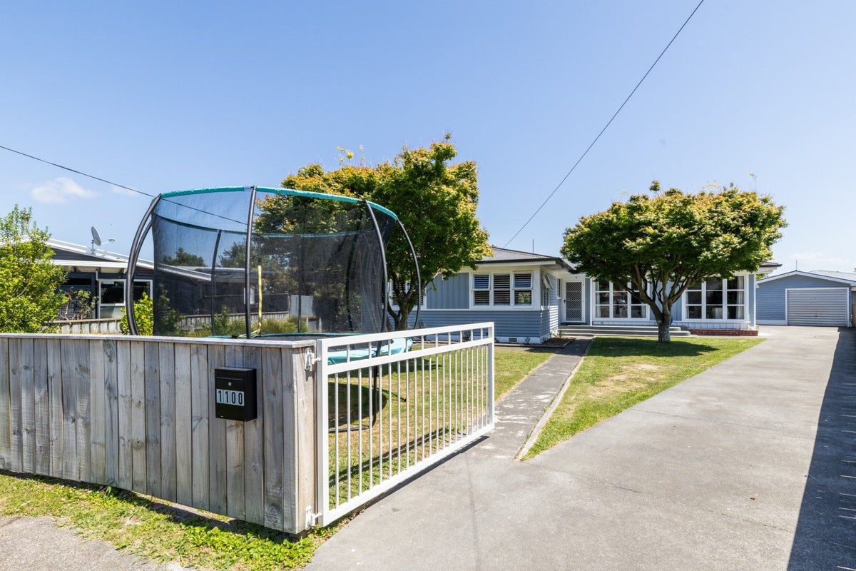 1100 Allenby Street, Akina, Hastings - Carousel 24