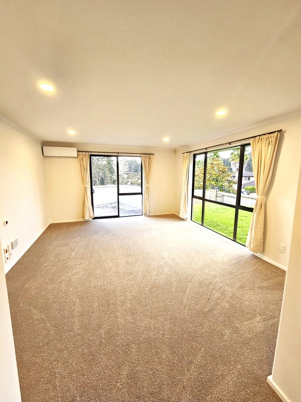 10 Lomas Way, Albany, Auckland - Carousel 2
