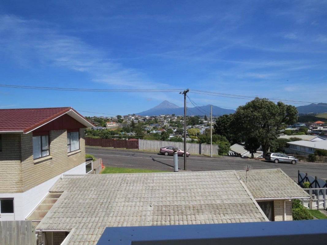 39A Simons Street, Moturoa, New Plymouth - Carousel 12