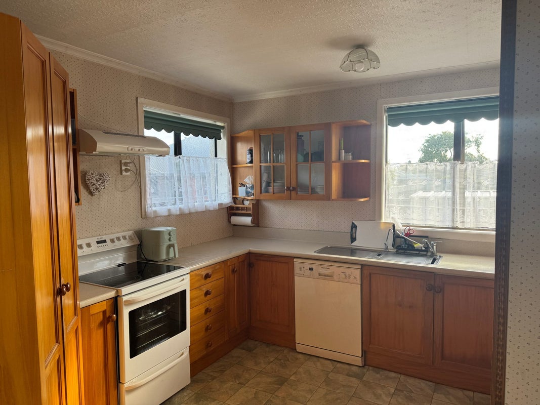 26 Abbot Street, Waverley, Invercargill - Carousel 2