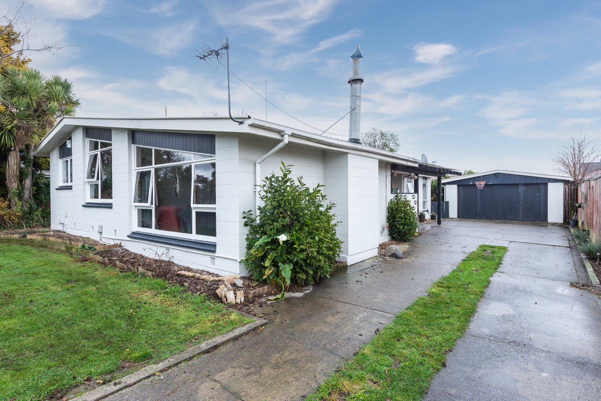 35 Glenrowan Avenue, Avondale, Christchurch - Carousel 1