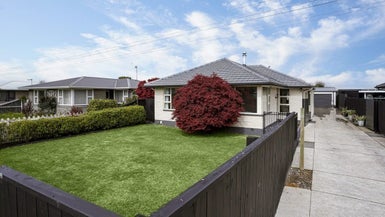 49 Boston Avenue, Hornby, Christchurch - Carousel 1