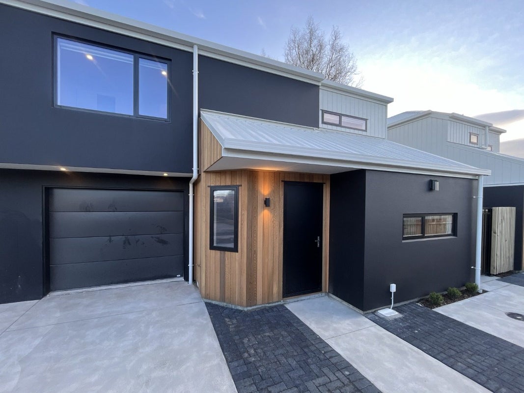 4/32 Allard Street, Edgeware, Christchurch - Carousel 1