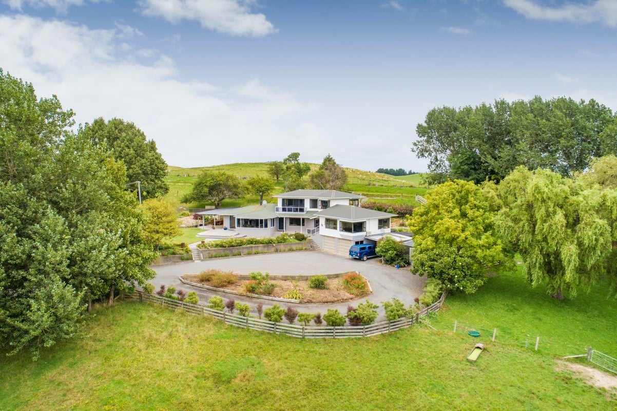 322 Finnis Road, Pohangina, Feilding - Carousel 2
