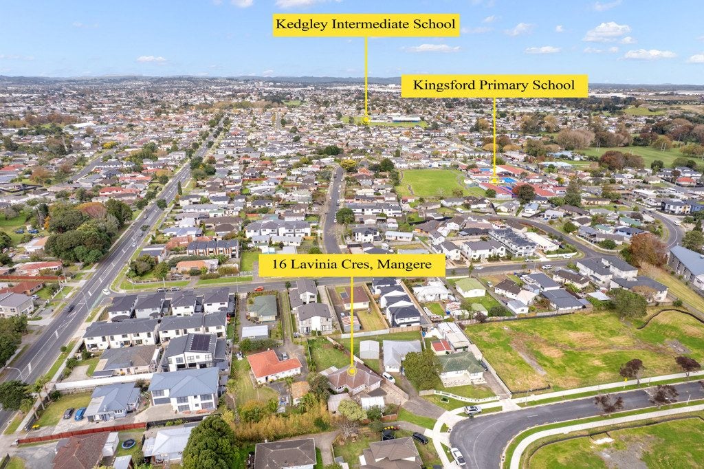 16 Lavinia Crescent, Mangere East, Auckland - Carousel 14