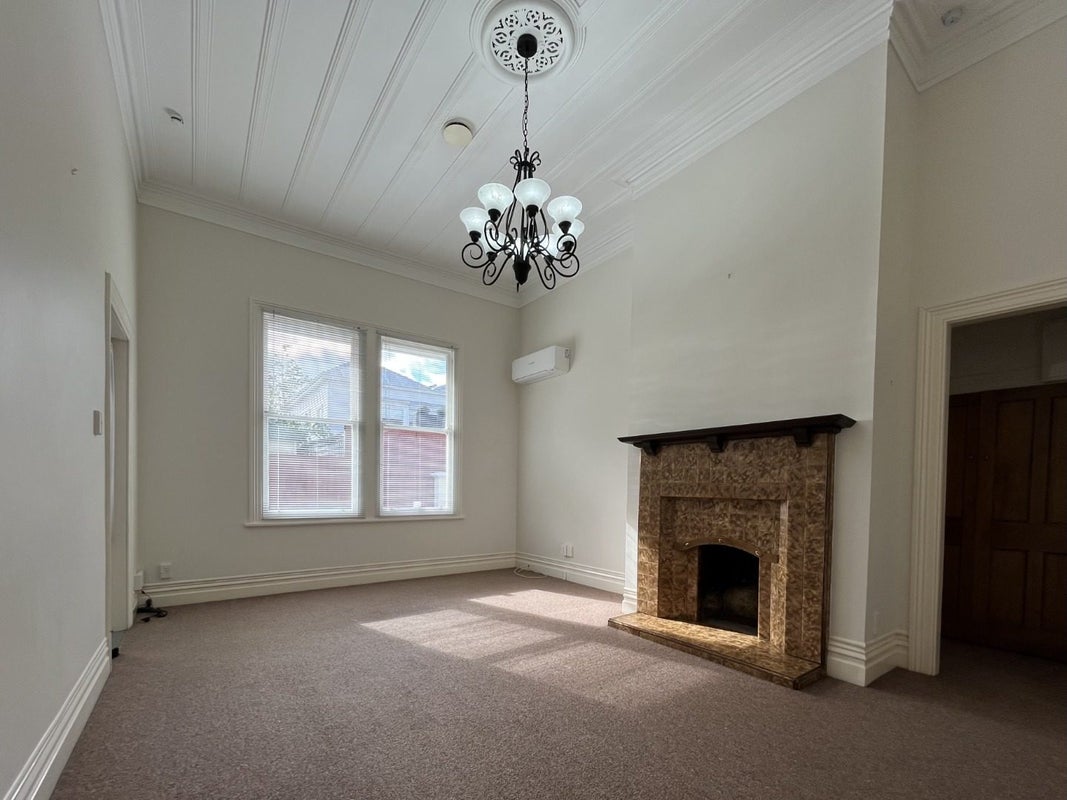 24 Huntly Avenue, Grafton, Auckland - Carousel 1