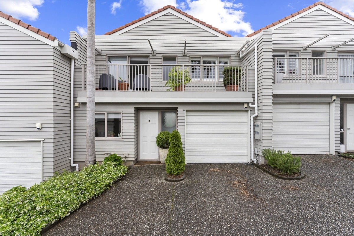 24B Mount Smart Road, Royal Oak, Auckland - Carousel 1