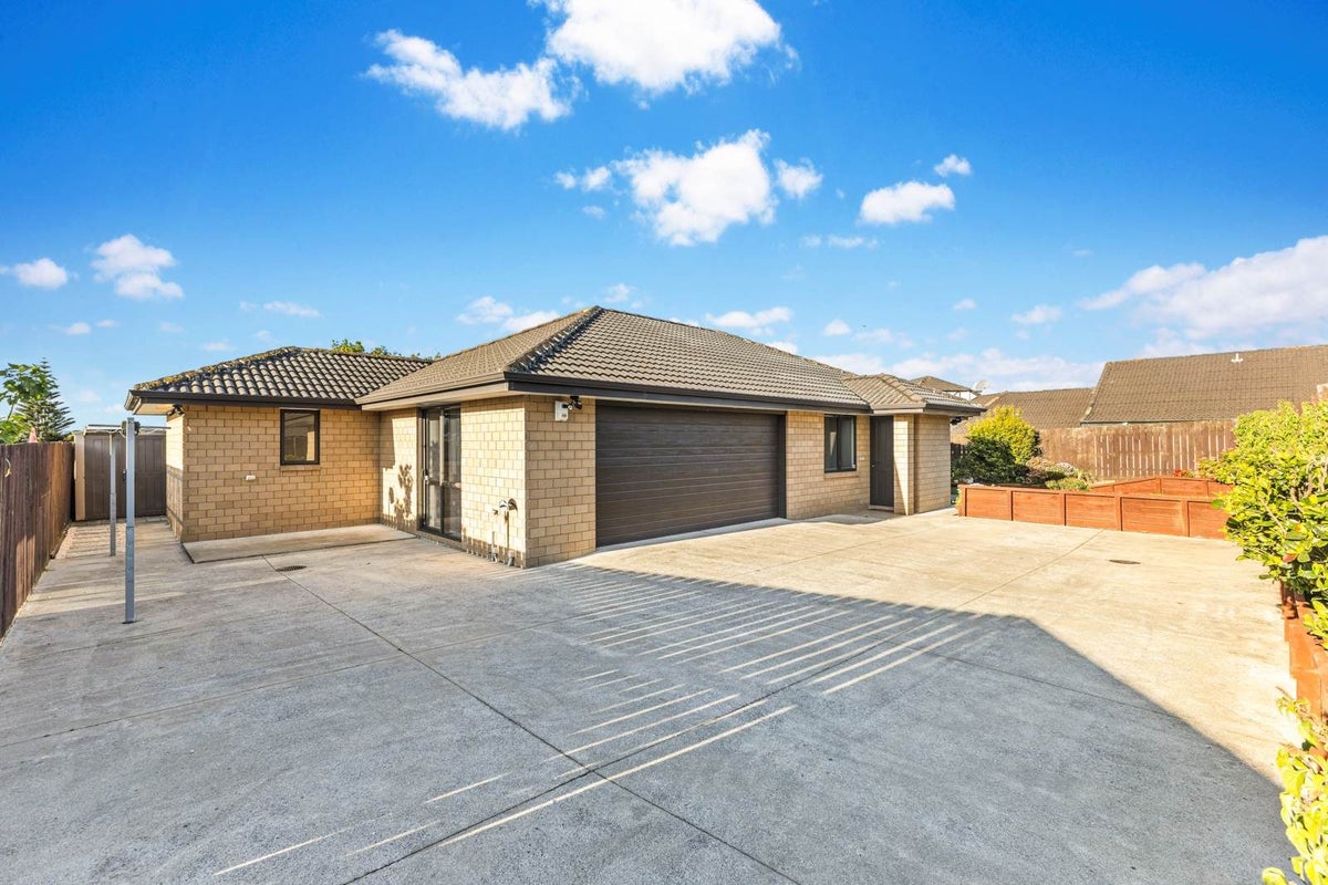 19 Reward Place, Mangere, Auckland - Carousel 1