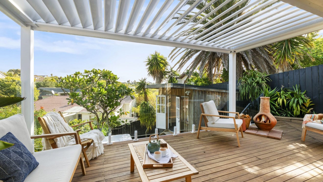 21A Cliff Road, Torbay, Auckland - Carousel 1