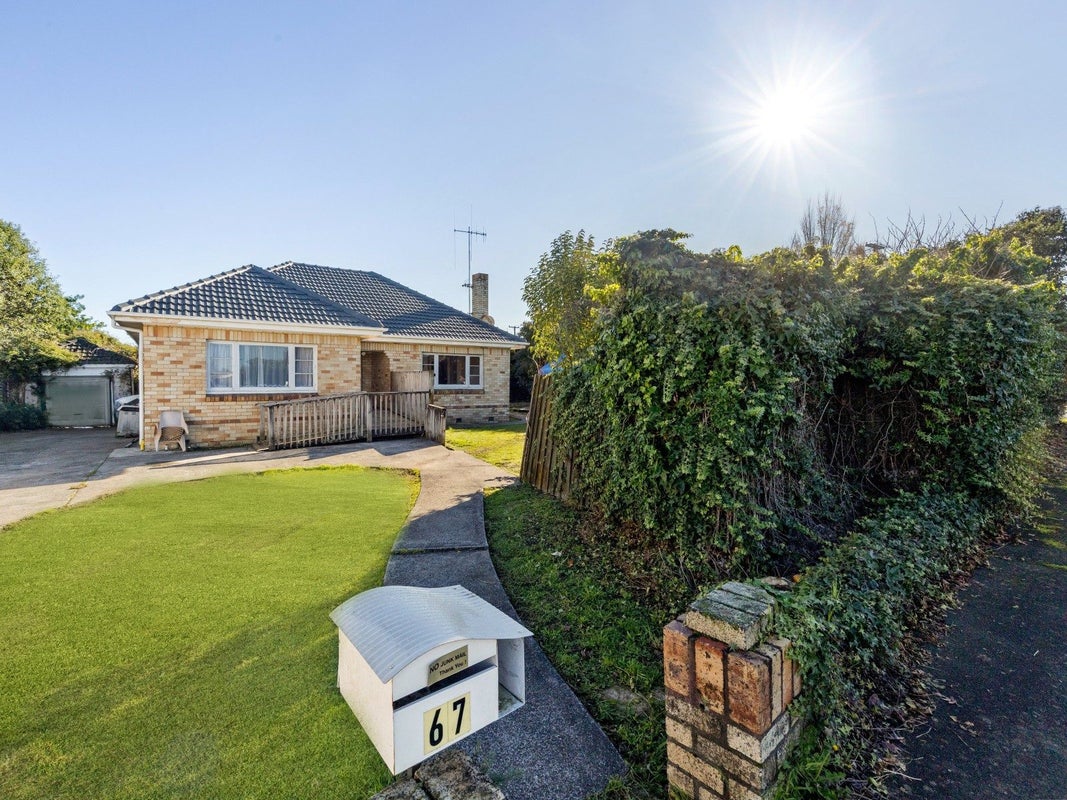 67 Vardon Road, St Andrews, Hamilton - Carousel 2