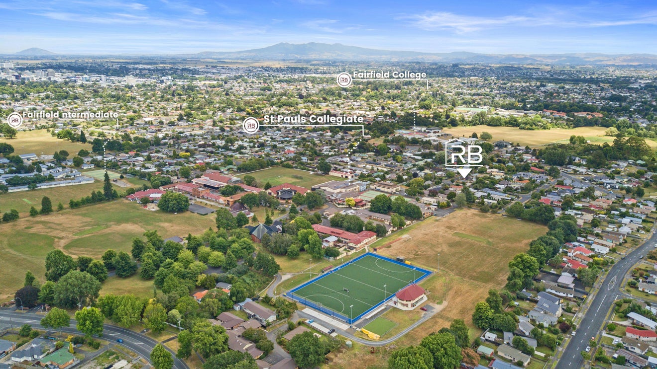 15 Fend Street, Chartwell, Hamilton - Carousel 24