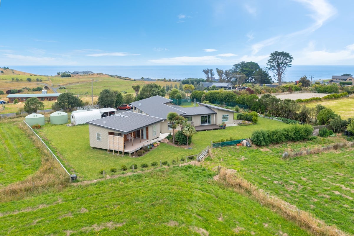 266 Hillhead Road, Corstorphine, Dunedin - Carousel 1