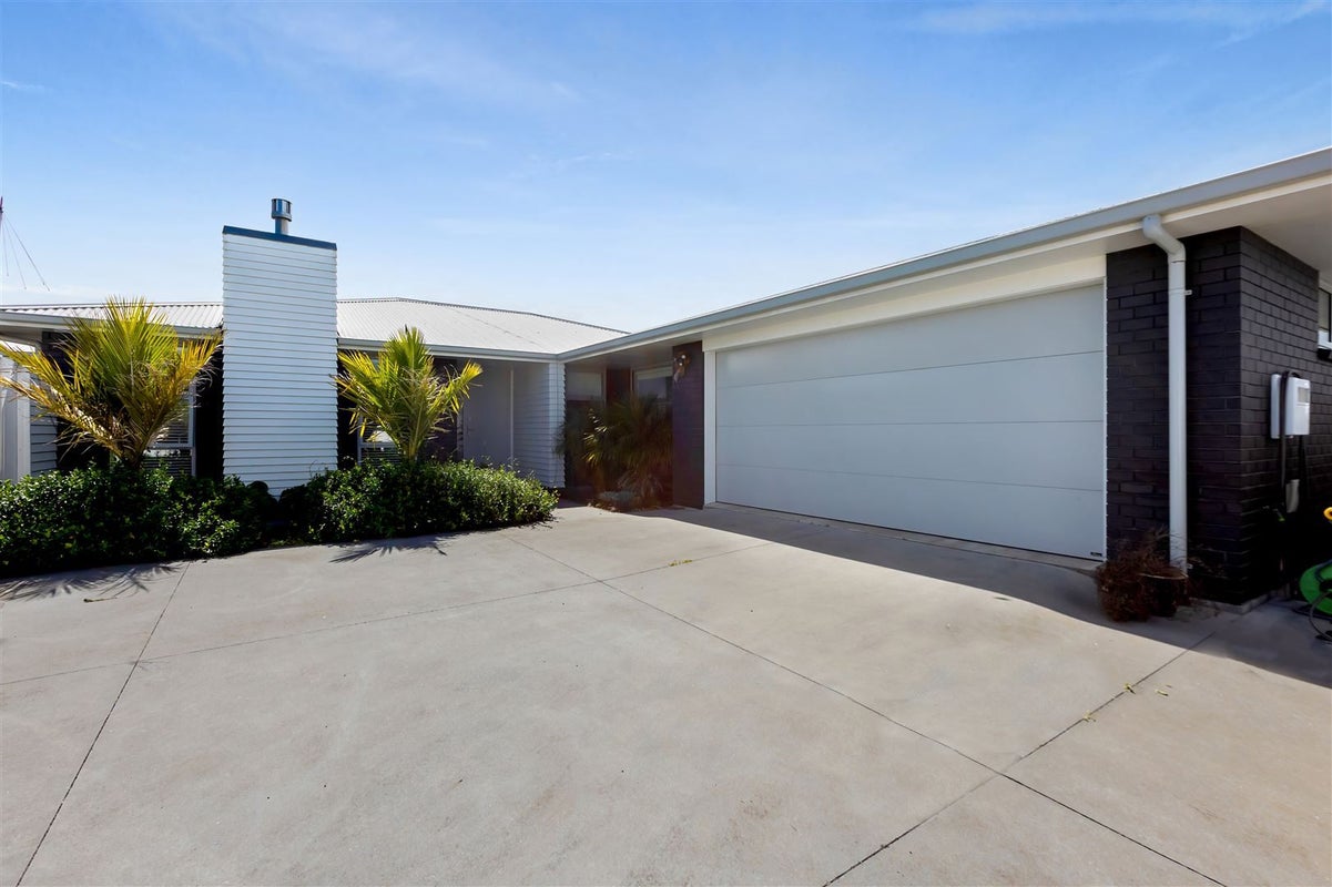 22 Wills Road, Bell Block, New Plymouth - Carousel 2