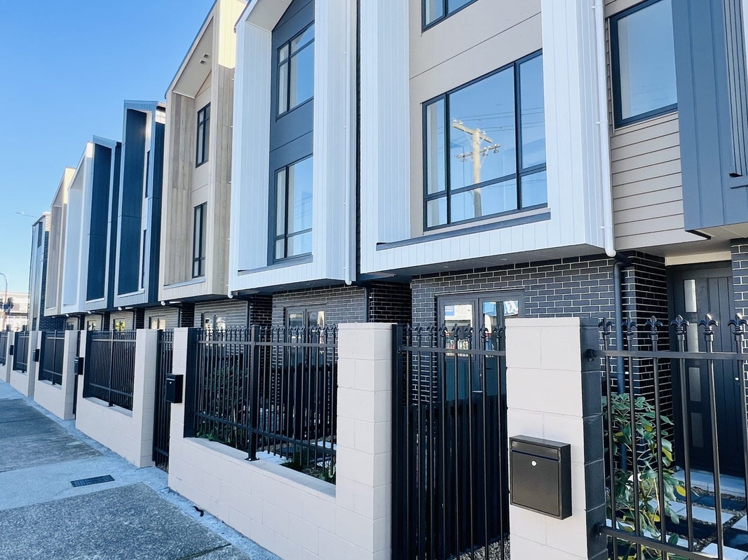 880 Manukau Road, Royal Oak, Auckland - Carousel 1