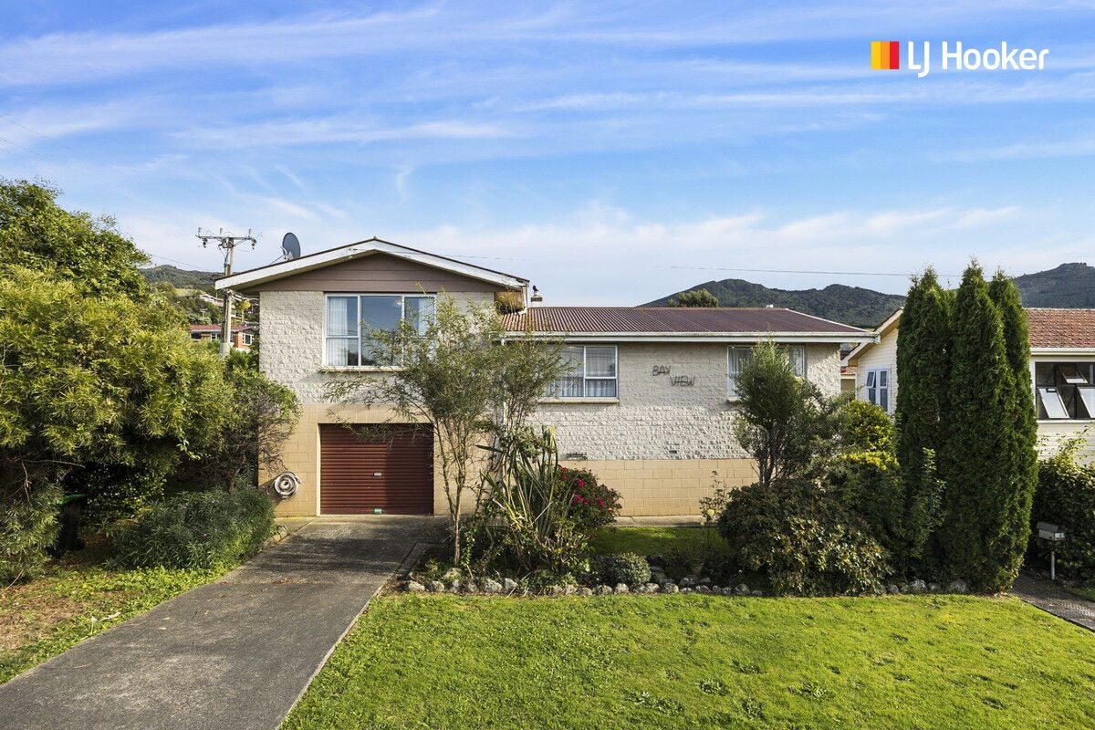 1 Blackman Avenue, Sawyers Bay, Port Chalmers - Carousel 1