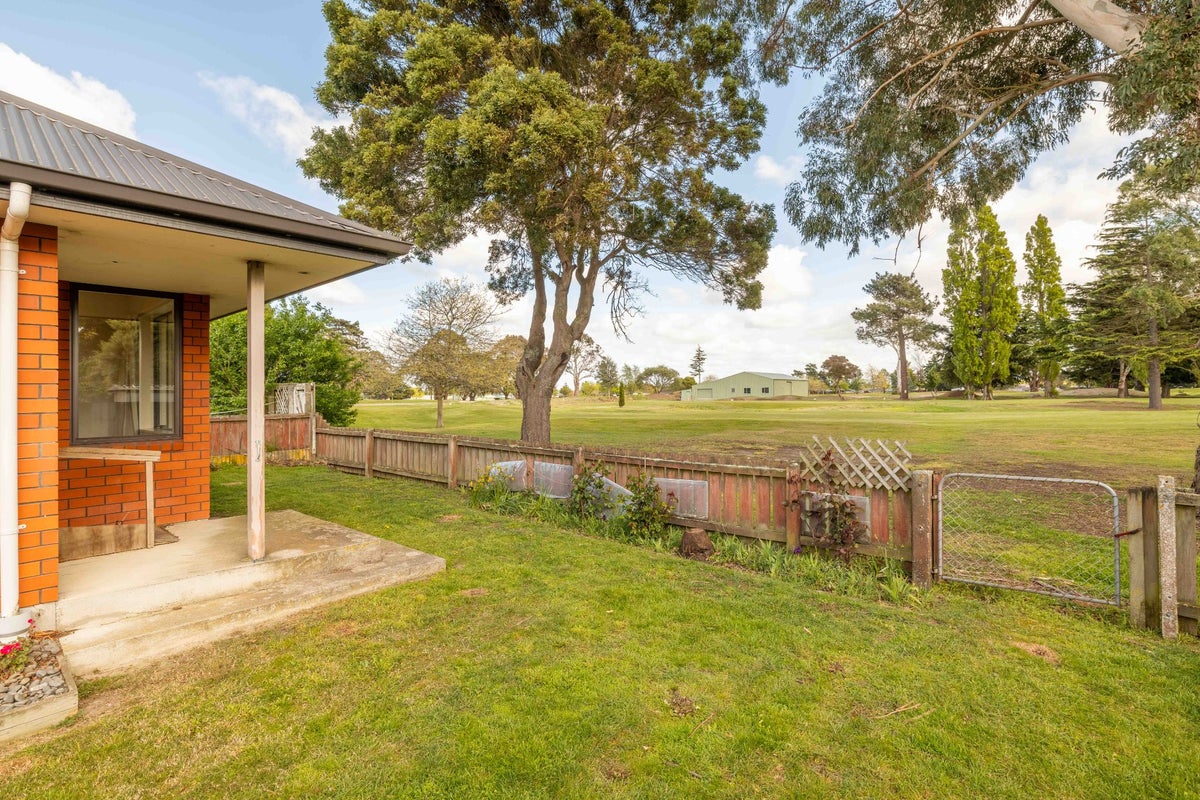 213B Wainoni Road, Avondale, Christchurch - Carousel 2