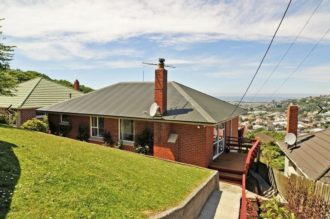 54 Lindsay Road, Balaclava, Dunedin - Carousel 1