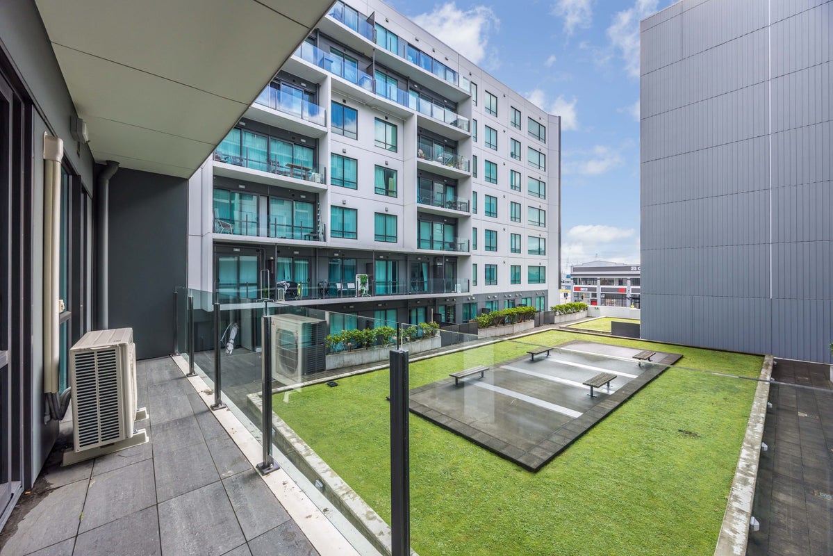 213/4 Dockside Lane, Auckland Central, Auckland - Carousel 1
