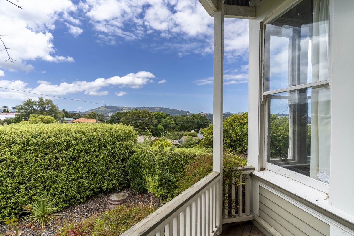 20 Chamberlain Street, Maori Hill, Dunedin - Carousel 2