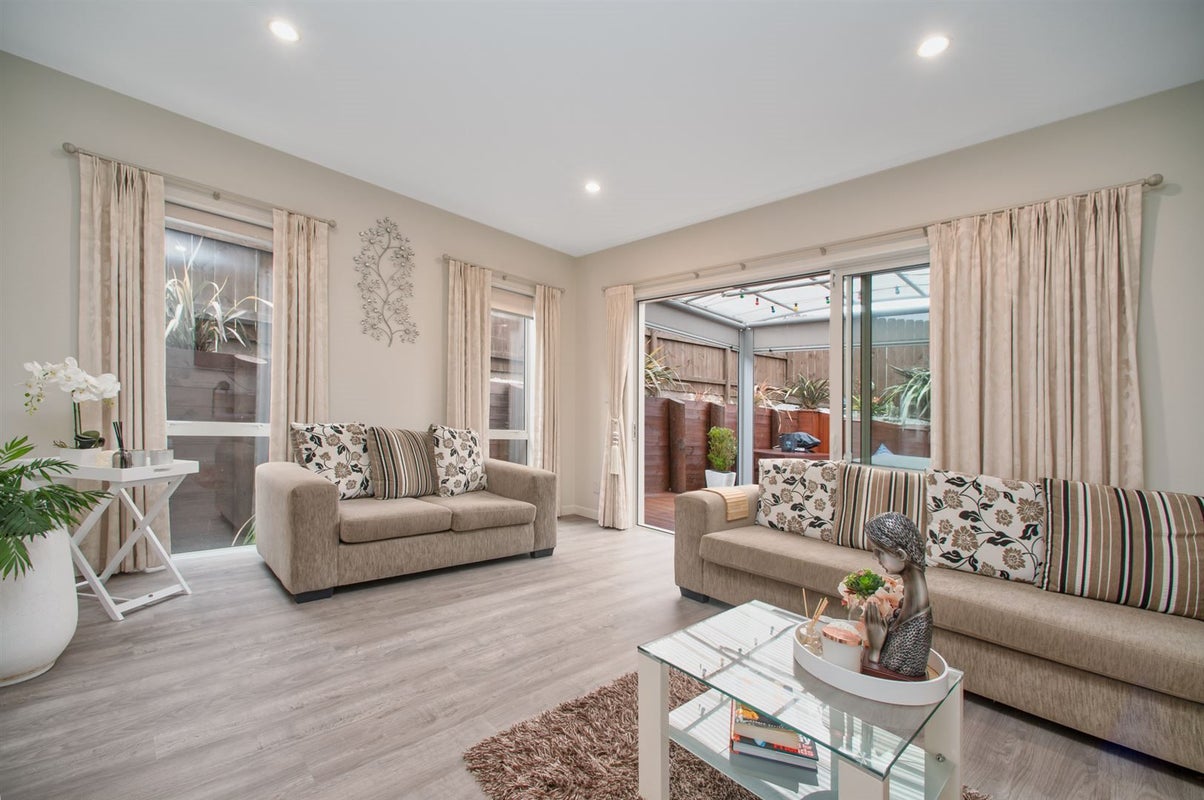 11 San Casello Rise, Henderson, Auckland - Carousel 2