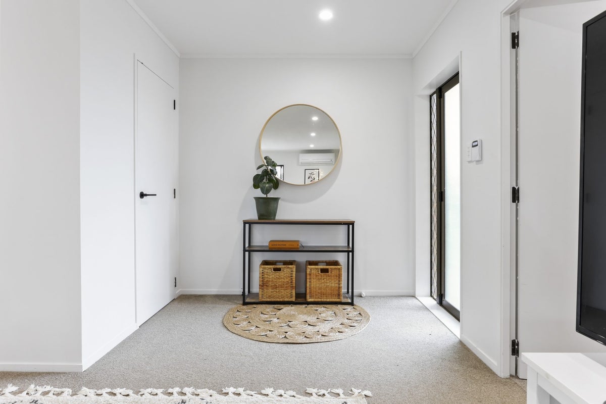 3B Rimu Road, Mangere Bridge, Auckland - Carousel 2